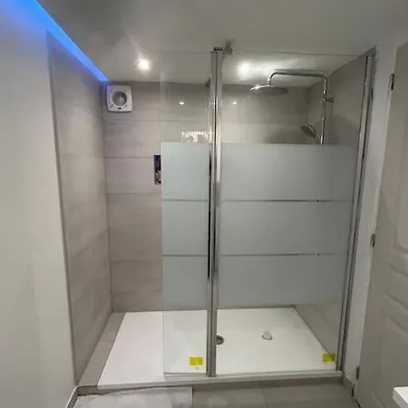 En Rdj De Maison Appartement *